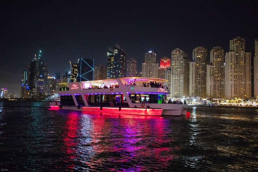 Dubai Marina Dinner Cruise – Live Show, AC & Open Bar - Should You Book the Dubai Marina Dinner Cruise?