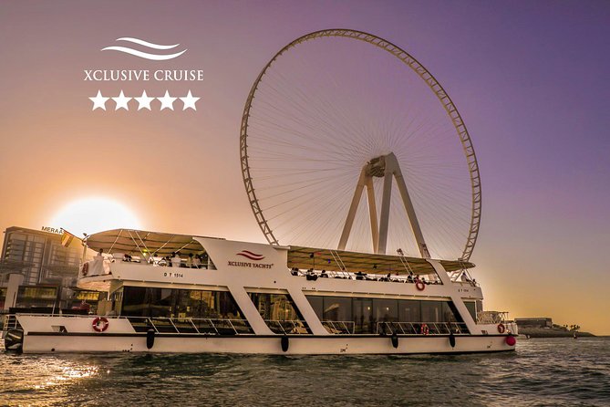 Dubai Marina Dinner Cruise with Live Music & Open Bar - Upper deck or lower restaurant: make the choice carefully