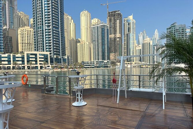 Dubai Marina Luxury Cruise w/ 5 Star Buffet Dinner & Transfer - What the 7:30 pm cruise actually covers