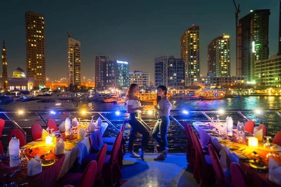 Dubai: Marina Luxury Dhow Dinner Cruise - Should you book the Dubai Marina dhow dinner cruise?