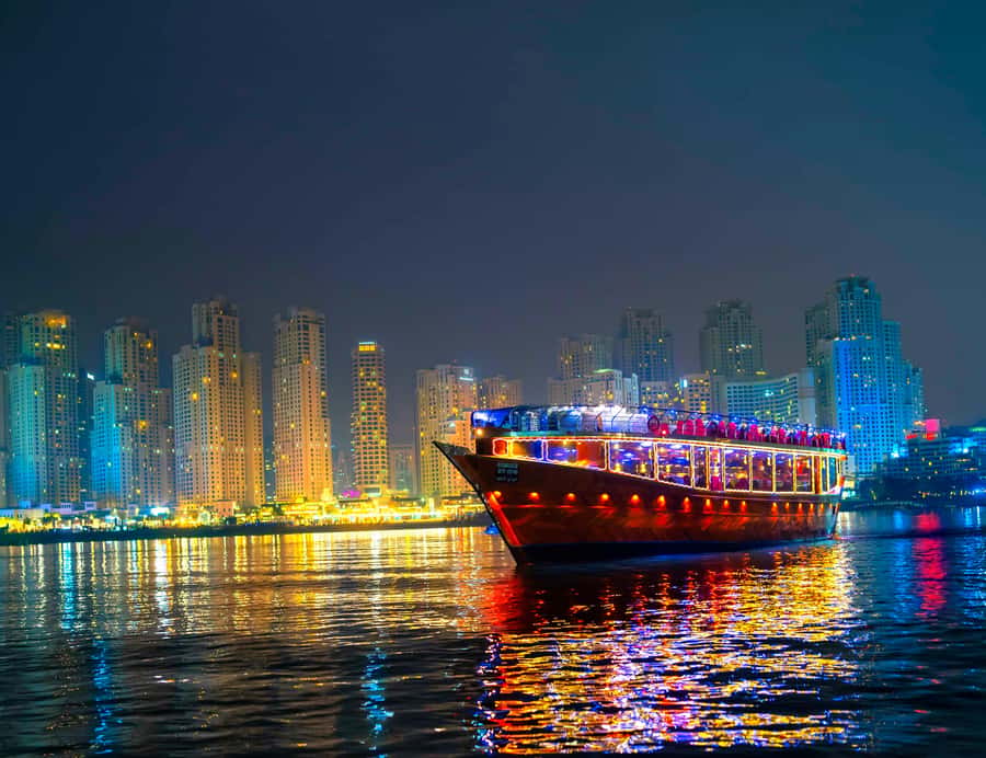 Dubai: Marina Luxury Dhow Dinner Cruise - The skyline route: Ain Dubai, JBR, and Cayan Tower