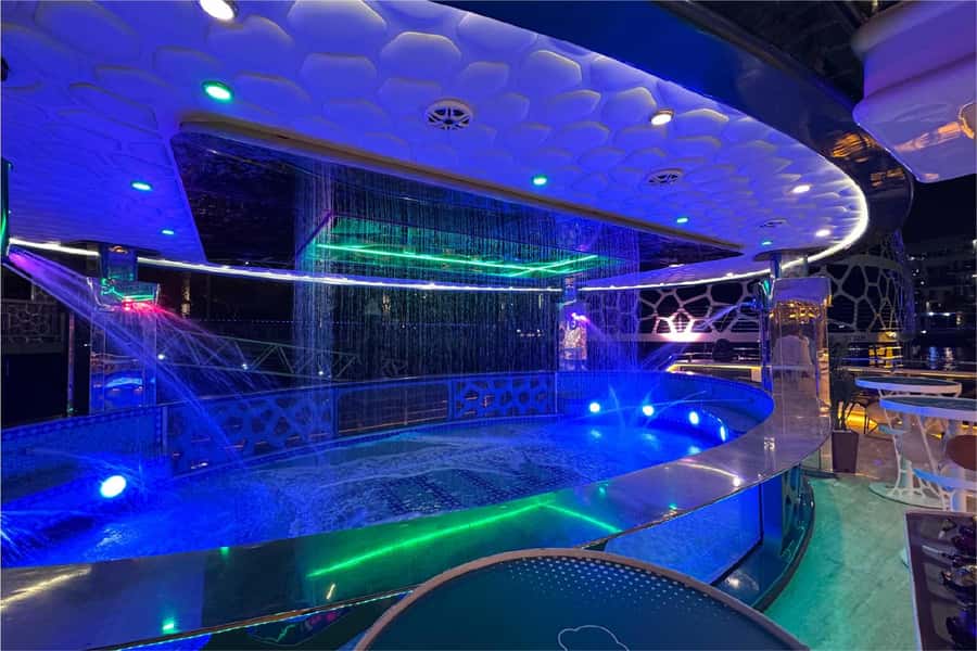 Dubai: Mega Yacht Dinner Cruise with Buffet - Shows, music, and the mood onboard