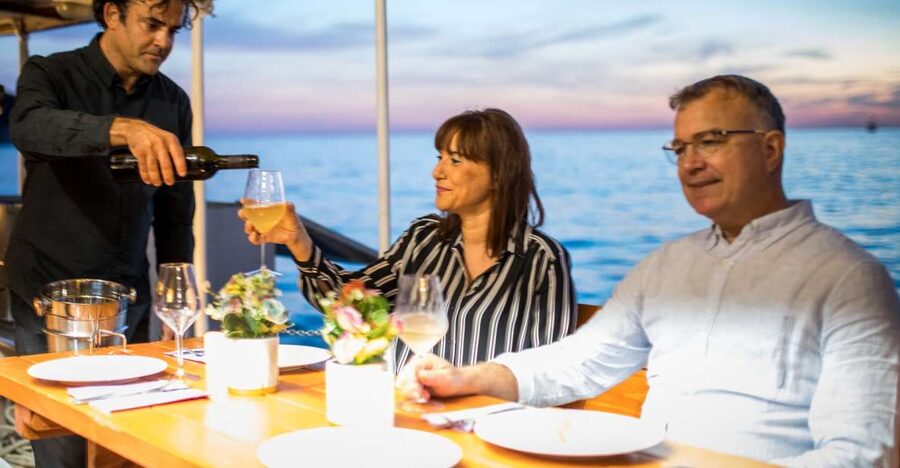Dubrovnik: Sunset Dinner Cruise around the Old Town - Local liqueurs, seafood starters, and a Croatian welcome