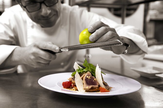 Early evening Dinner Cruise with drinks by Bateaux Parisiens - Is $137.70 a fair price?