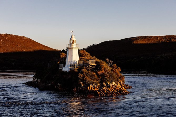 Evening Dinner Cruise - Sarah Island and the hard side of the region
