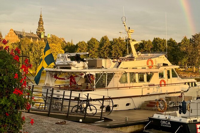 Exclusive Yacht Tour of Stockholm: sunset, dinner, lunch, cruise - The Royal Palace and Stockholm’s historic center