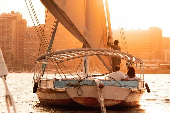 Felucca Ride on The Nile River and 4 Stars Dinner Cruise - Timing, drinks, and small ways to avoid trouble