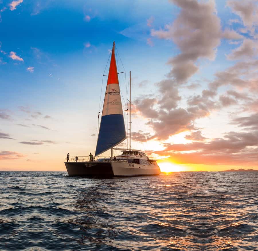 Fiji: Captain Cook Cruises Sunset Dinner Cruise - Dinner aboard Fini One