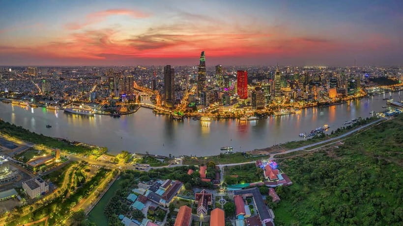 From HCM: Private Saigon City Tour Half-Day & Dinner Cruise - The main limitation: confirm the fine print