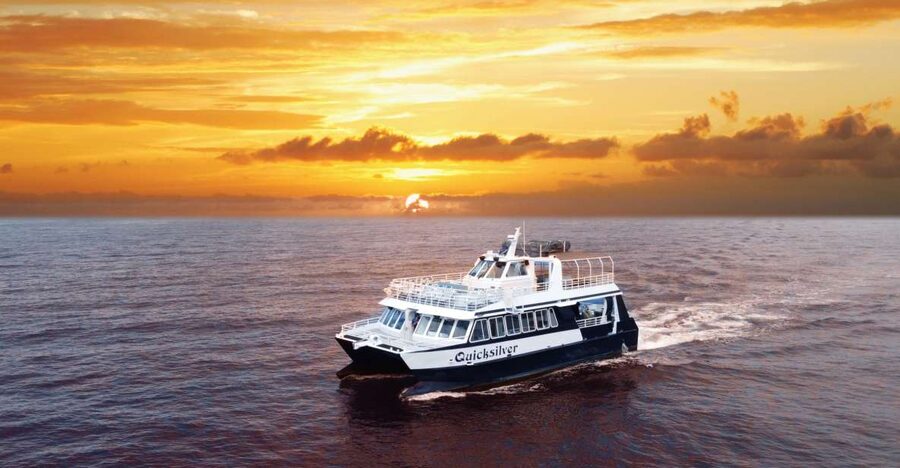From Ma'alaea: Sunset Dinner Cruise Aboard the Quicksilver - Choosing your seat for the sunset