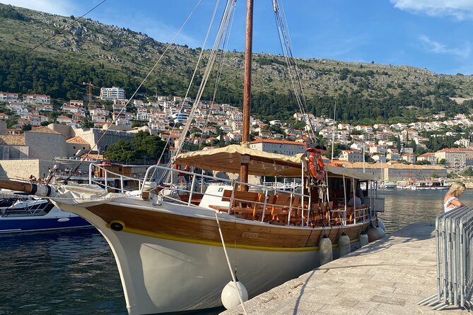 Gastro Cruise | Dinner and Boat ride around Dubrovnik Old Town - What the cruise does not provide