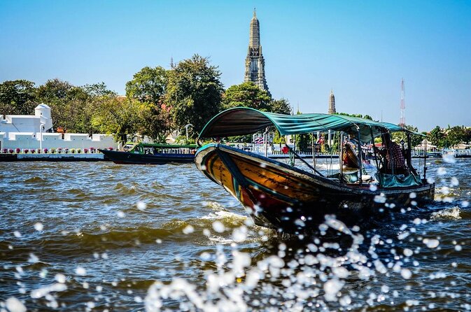 Grand Pearl Dinner Cruise along Chao Phraya River with Pickup - Key points to know before booking