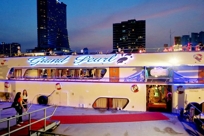 Grand Pearl Dinner Cruise along Chao Phraya River with Pickup - Thai and international buffet dining