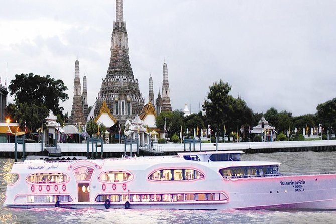 Grand Pearl Dinner Cruise: Dining & Live Performances - Why a river cruise works so well in Bangkok