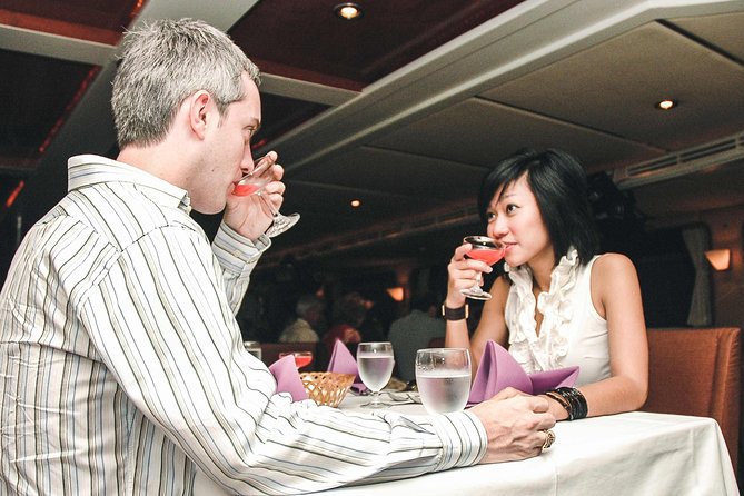 Grand Pearl Dinner Cruise: Dining & Live Performances - Wat Arun and the Grand Palace from the river