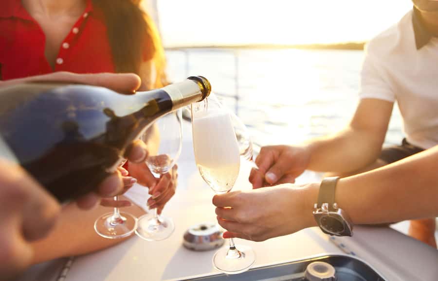 GrandBay-Sunset Cruise with Event Dinner for Private Groups - Sailing the North Coast toward the viewpoint