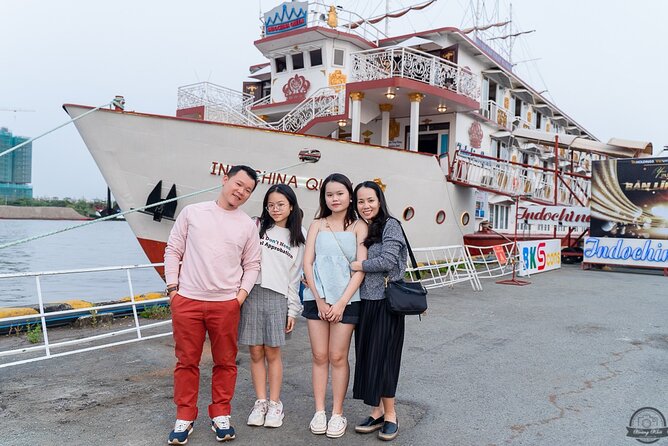 Ho Chi Minh City: Saigon River Dinner Cruise with Live Music - Seeing Saigon From the River After Dark