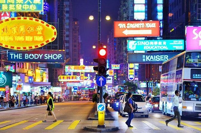 Hong Kong Afternoon Sightseeing Tour Plus Dinner Cruise with Hotel Pickup from Kowloon area - Tai Kwun and Hong Kong’s Central District
