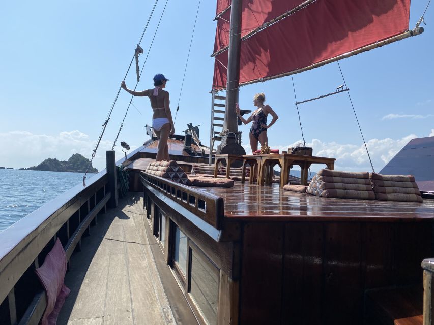 Hua Hin: Siamtara Sunset Sailing Dinner Cruise with Pickup - Should you book the Siamtara sunset cruise?