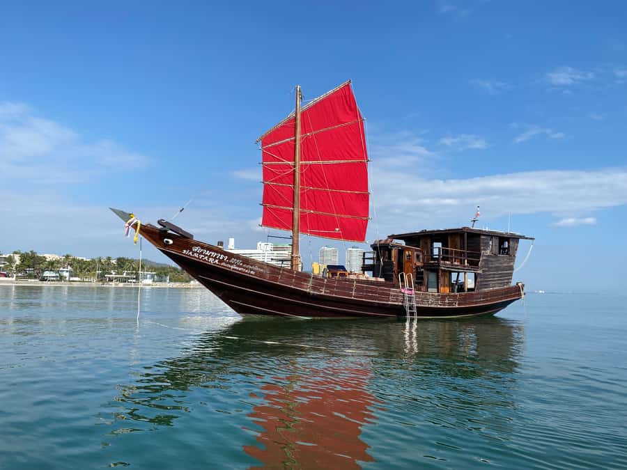 Hua Hin: Siamtara Sunset Sailing Dinner Cruise with Pickup - Hotel pickup makes the evening easy