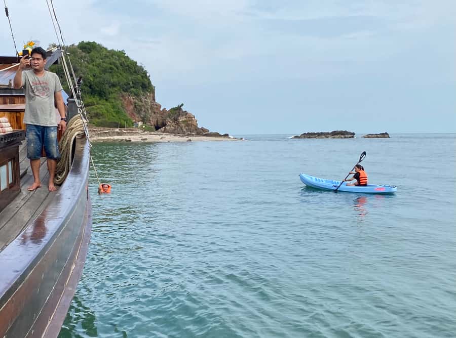 Hua Hin: Siamtara Sunset Sailing Dinner Cruise with Pickup - Who will enjoy the Siamtara most