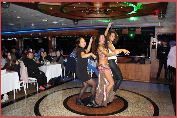 Istanbul Bosphorus Cruise with Dinner and Belly-Dancing Show - How the cruise feels in practice
