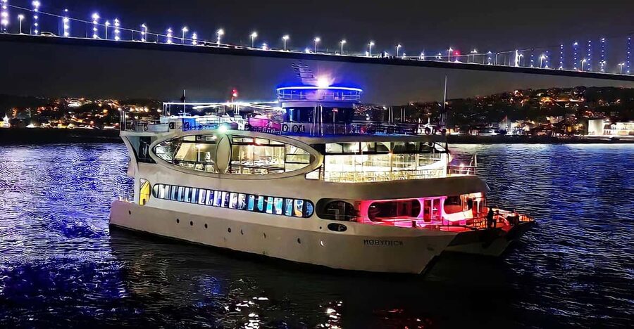 Istanbul: Bosphorus Cruise with Dinner Show - What this Bosphorus dinner cruise is really like