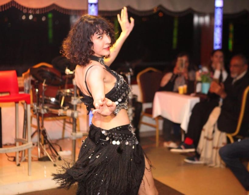 Istanbul: Bosphorus Dinner Cruise with Entertainment - Rumeli Hisarı and the Northern Turn