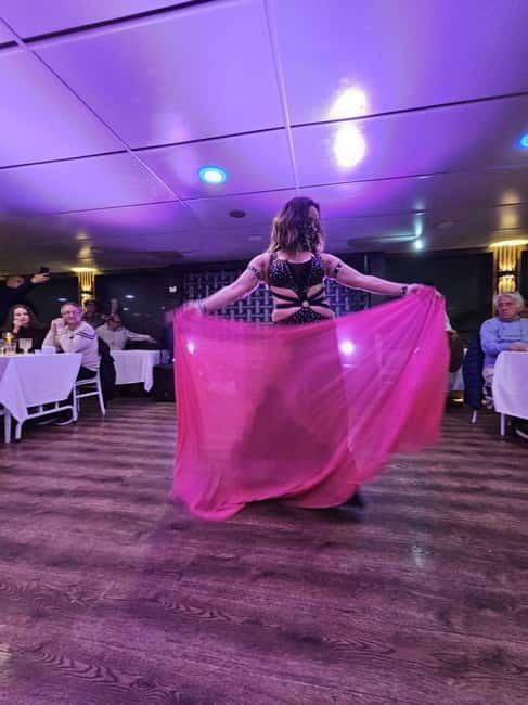 Istanbul: Bosphorus Dinner Cruise with Live Entertainment - What the $27 price really buys you