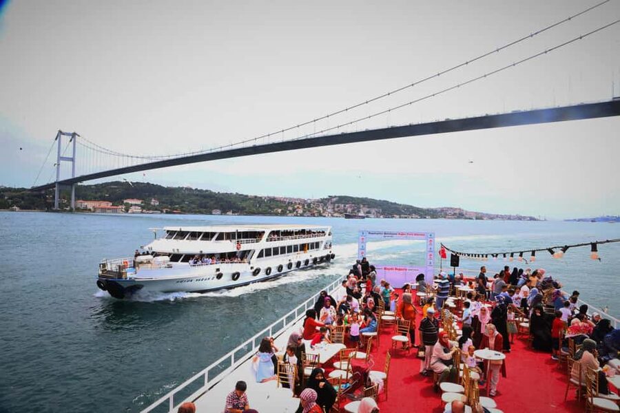 Istanbul Bosphorus Dinner Cruise with Turkish Night - Key points to know before booking