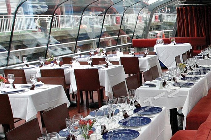 JAPANESE guided tour! Bateaux Dinner Cruise tour with hotel transportation. The best way to enjoy the Manhattan night view from the river & sea. Full course French dinner, live band music included. - Returning to Pier 61 and getting home