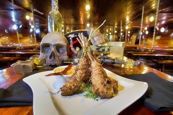 Jolly Roger Pirate Show and Dinner Cruise with Open Bar - The main pirate show brings the action