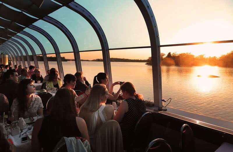 Kingston: Sunset Dinner Cruise - Island Queen or Island Star
