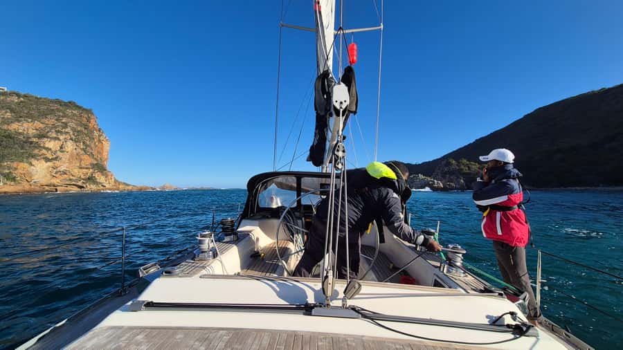 Knysna Sunset Sailing Cruise with Light Dinner and Wine - What to Wear and What to Leave Behind
