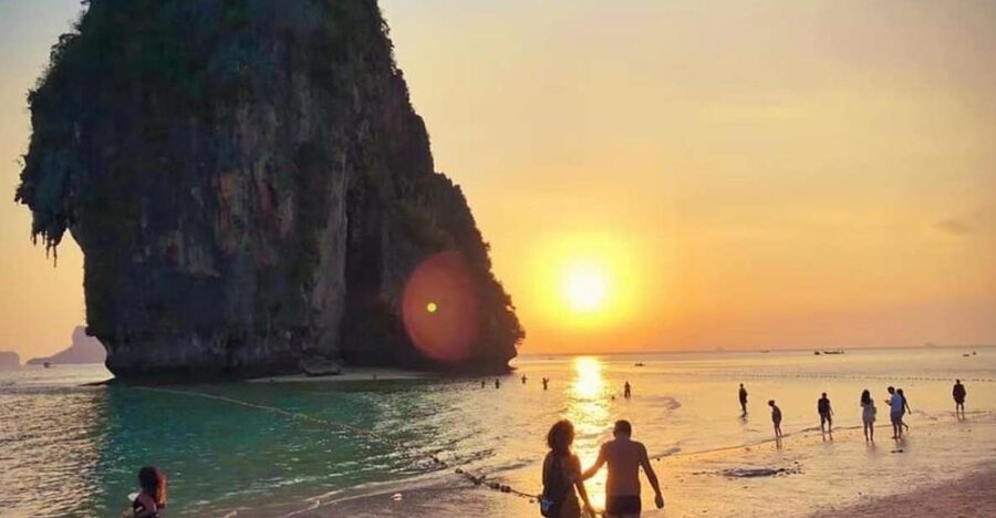 Krabi: Seven Islands Snorkel Cruise with Dinner - Phra Nang Beach and the cliffs of Railay