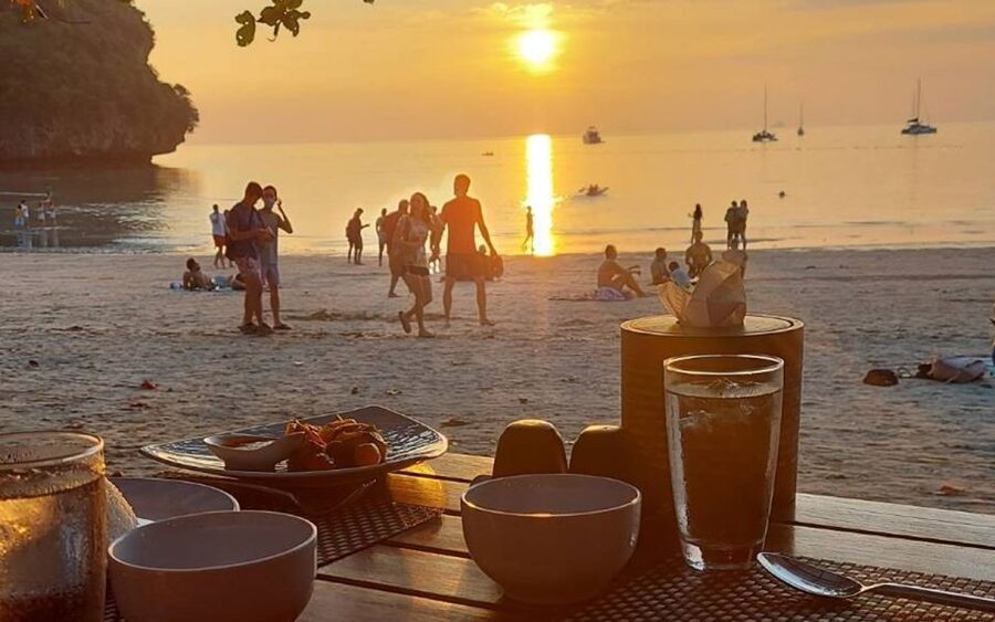 Krabi: Seven Islands Snorkel Cruise with Dinner - Weather, tides, and what can change