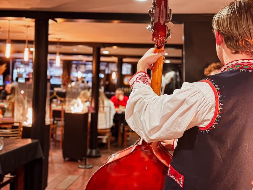 Krakow: Regional Polish Dinner with Vistula River Cruise - How weather and staffing can change the plan