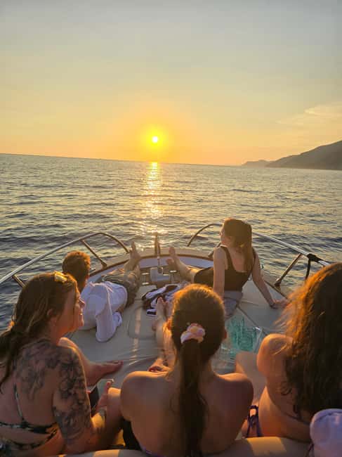 La Spezia. Sunset Aperitif and Dinner on the Boat - A sunset view of the Gulf of Poets