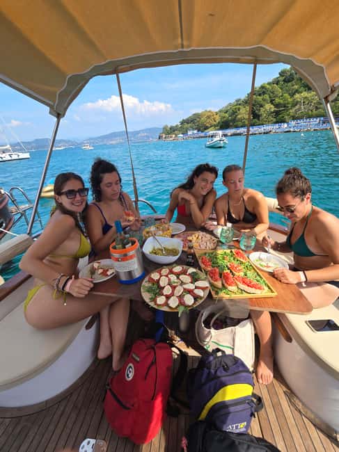 La Spezia. Sunset Aperitif and Dinner on the Boat - How the $106 price compares