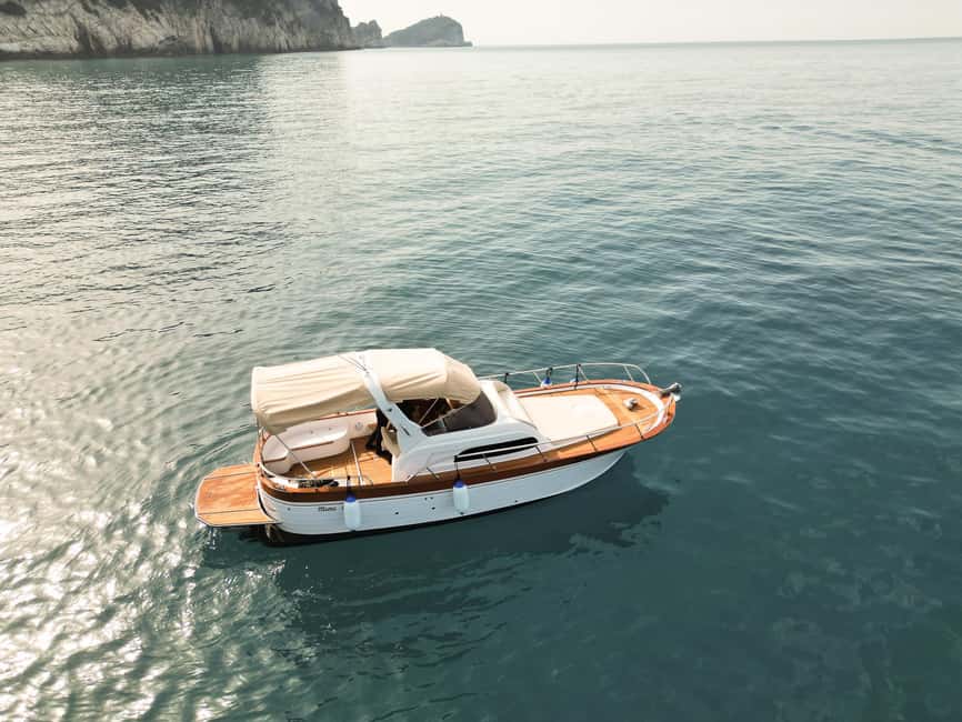 La Spezia. Sunset Aperitif and Dinner on the Boat - The pace, group size, and comfort level