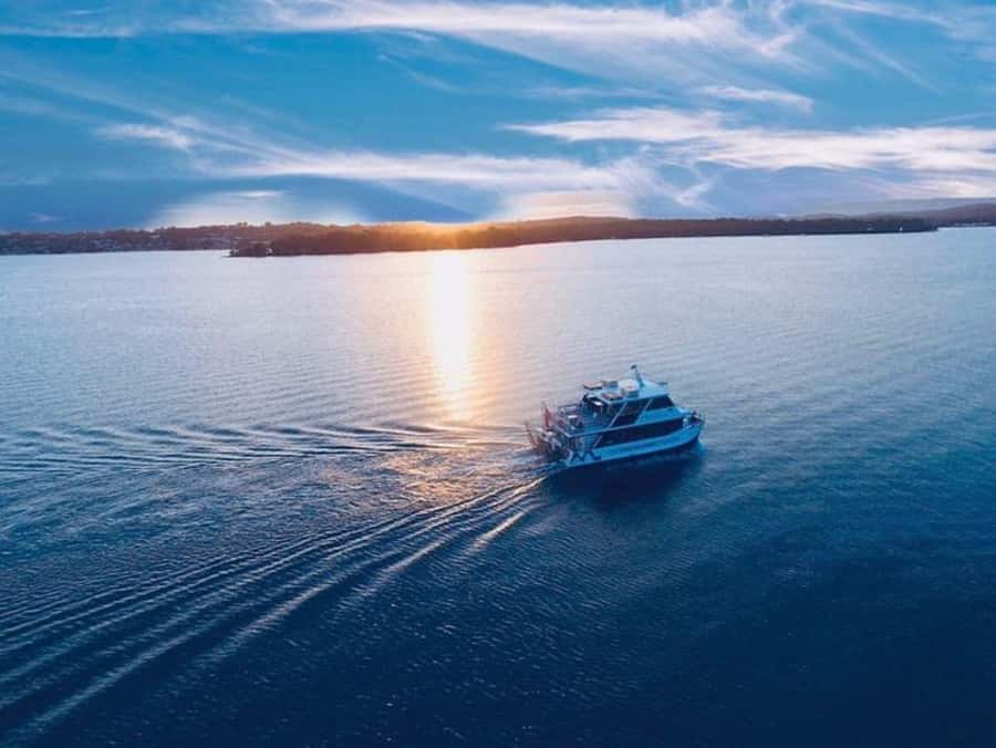 Lake Macquarie: Sunset Dinner Cruise with BBQ - A sunset meal on Lake Macquarie