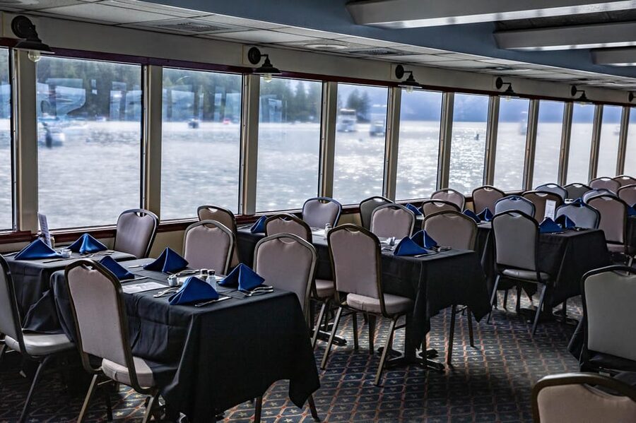 Lake Tahoe: Sunset Dinner Cruise - Boarding at Zephyr Cove before sunset