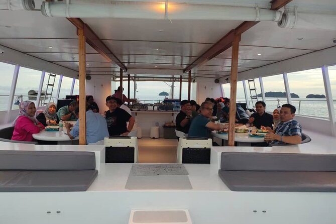 Langkawi Sunset Cruise with Buffet Dinner Jacuzzi & Hotel Pick up - Timing, comfort, and what to pack