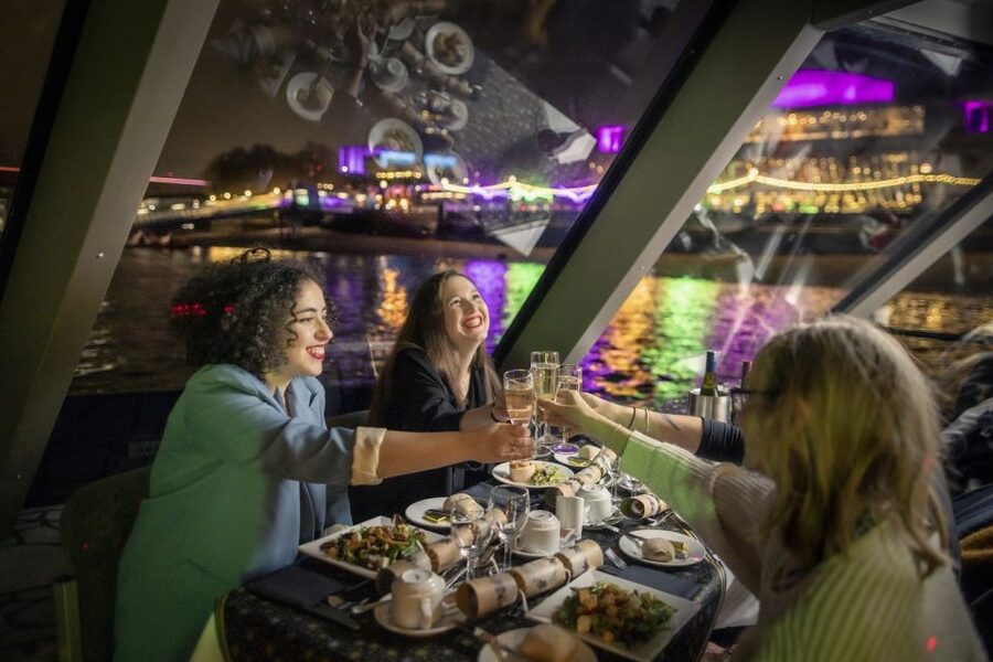 London: Christmas Party Dinner Cruise - Practical ways to improve your evening