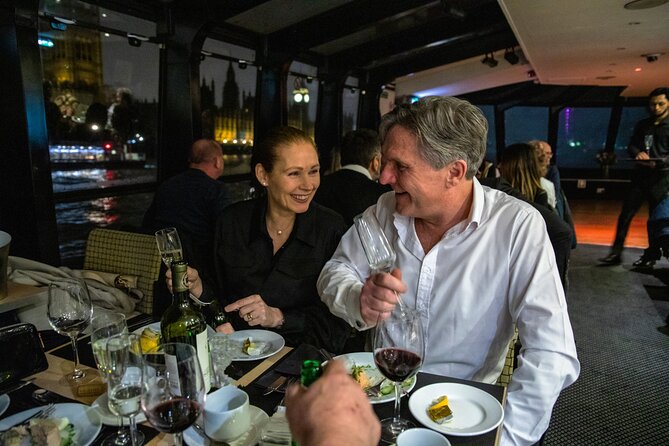 London Dinner Cruise on the Thames River - Summer sunset and winter cold shape the experience