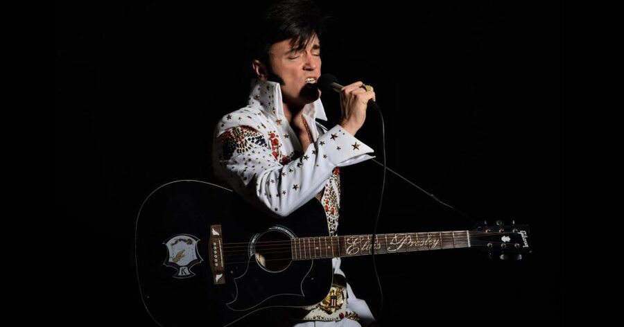 London: Dinner Cruise with Elvis Tribute on the Thames River - Meeting Matt King, the Elvis performer