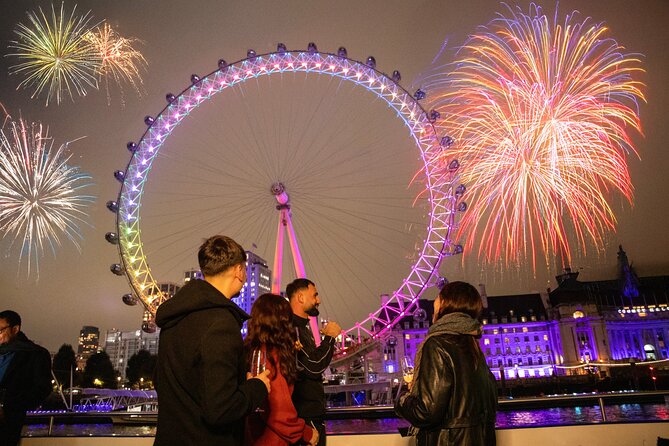 London New Year's Eve Dinner Cruise - Canary Wharf and the route toward Greenwich