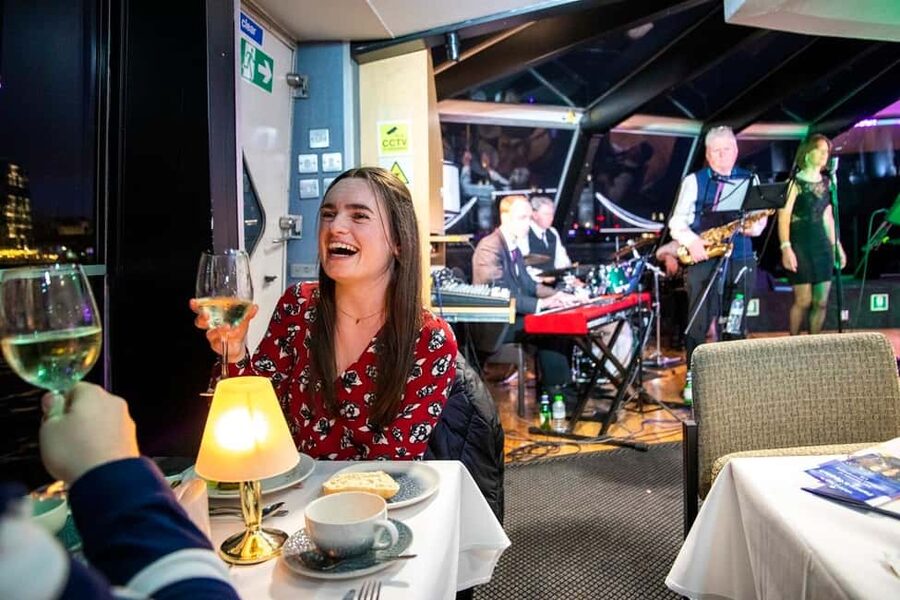London: River Thames Dinner Cruise with Live Jazz - Boarding at Westminster Pier