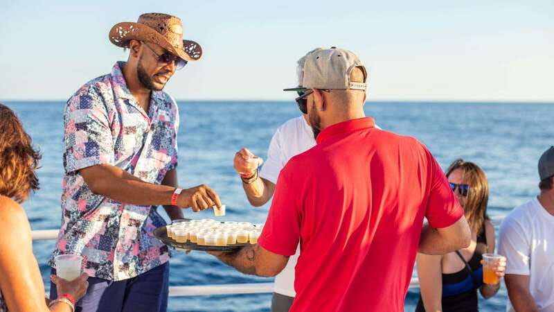 Los Cabos: Sunset Dinner Cruise with Transportation - Is $128 a fair price?