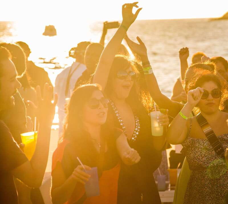 Los Cabos: Sunset Fajitas Dinner Cruise on Cabo Escape - What $99 gets you, and what it does not